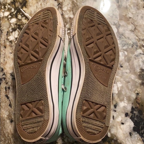 Slightly worn, Great condition Converse sneakers. - Picture 4 of 4